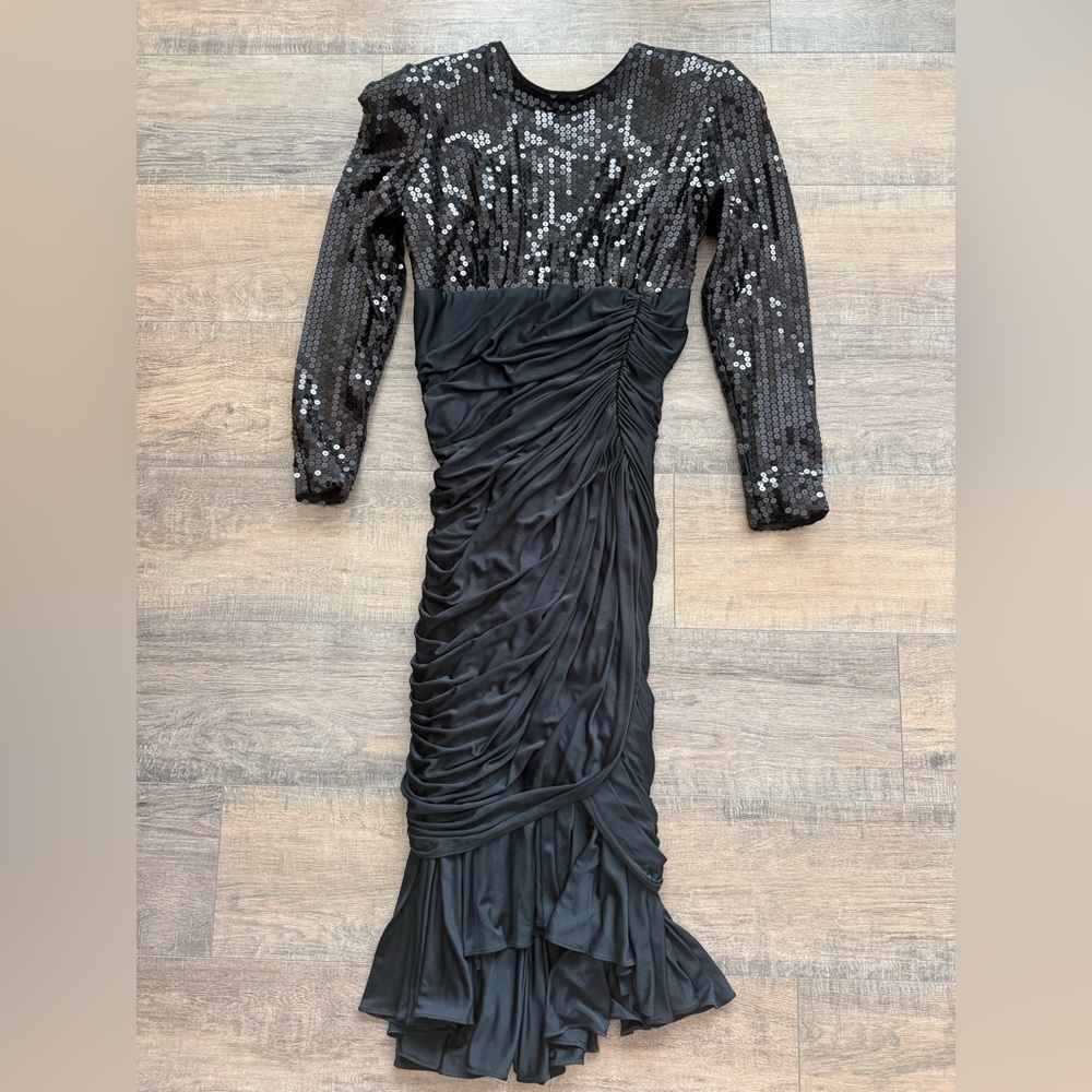 Vintage Tadashi Shoji Black Sequin Ruched Long Sleeve Evening Gown